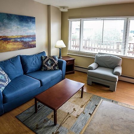 Bent Prop Inn And Hostel Of Alaska - Midtown Anchorage Eksteriør bilde